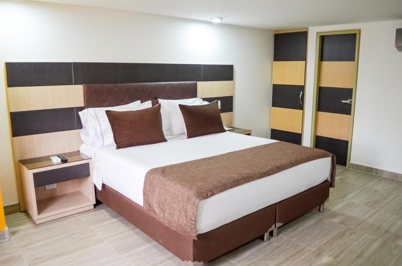 Hotel Parque 70 麦德林 外观 照片
